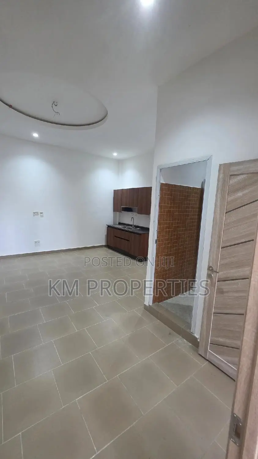 2bdrm Apartment in North Legon for rent