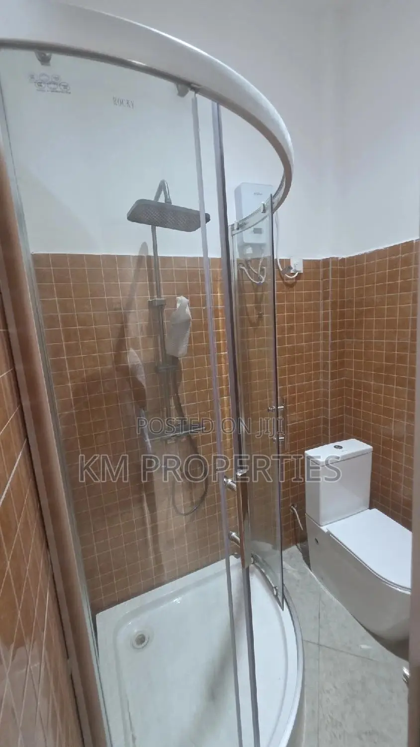 2bdrm Apartment in North Legon for rent
