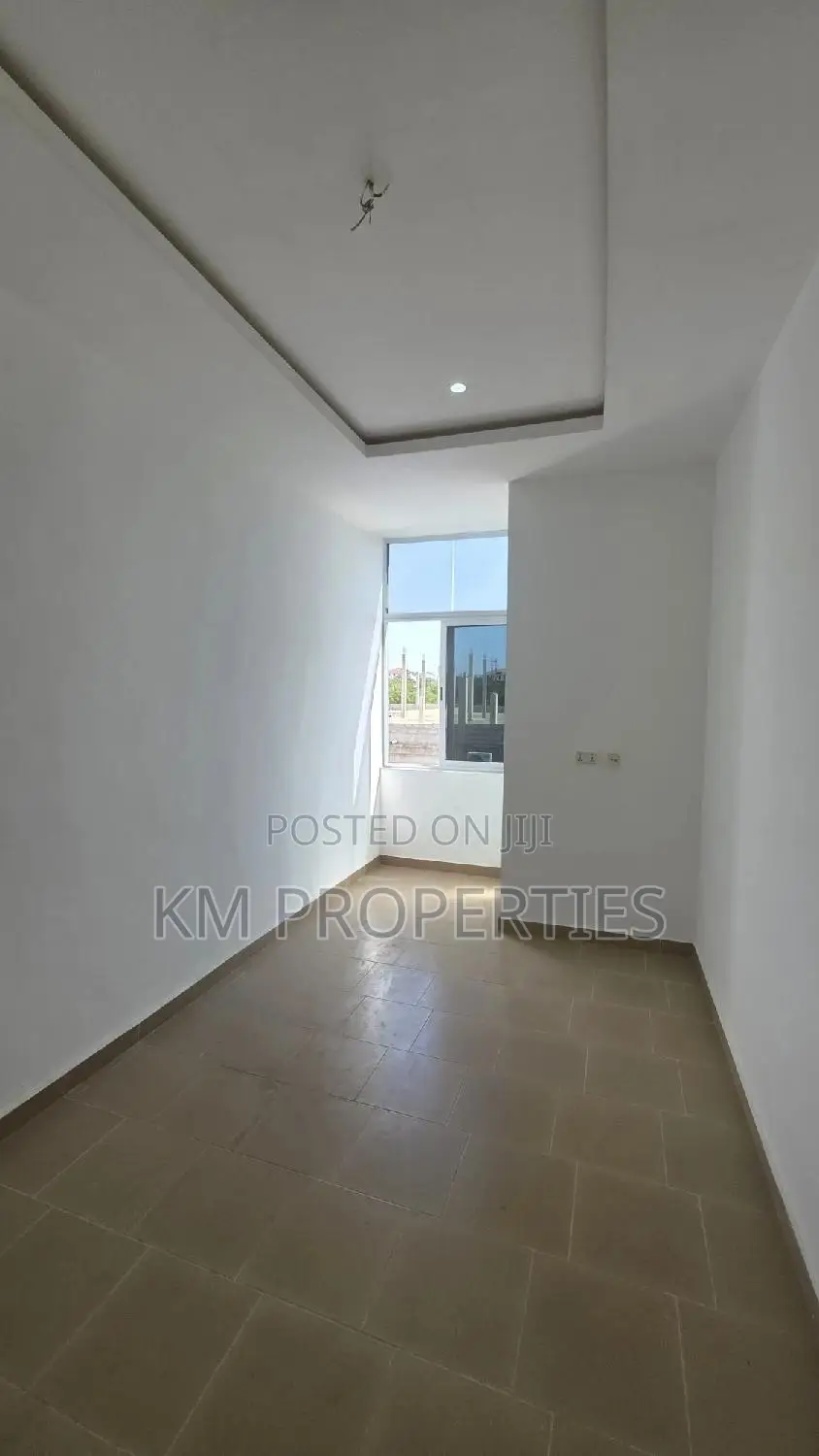 2bdrm Apartment in North Legon for rent
