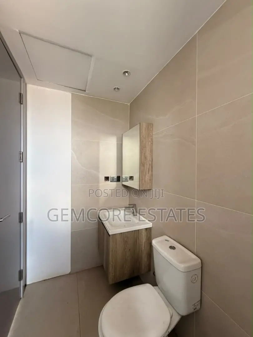 4bdrm House in East Legon Hills, Ashaley Botwe for sale
