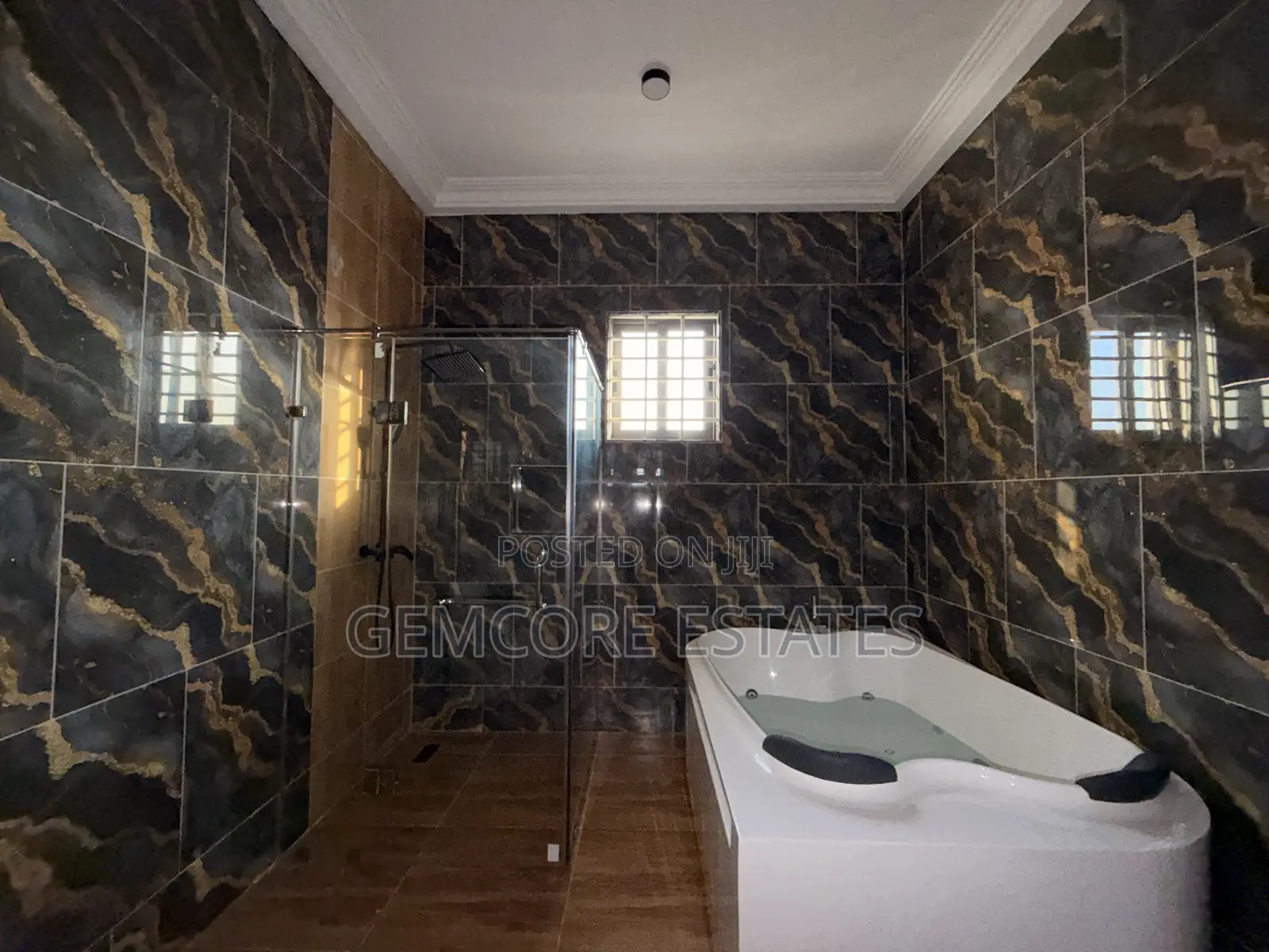 5bdrm House in East Legon Hills, Ashaley Botwe for sale