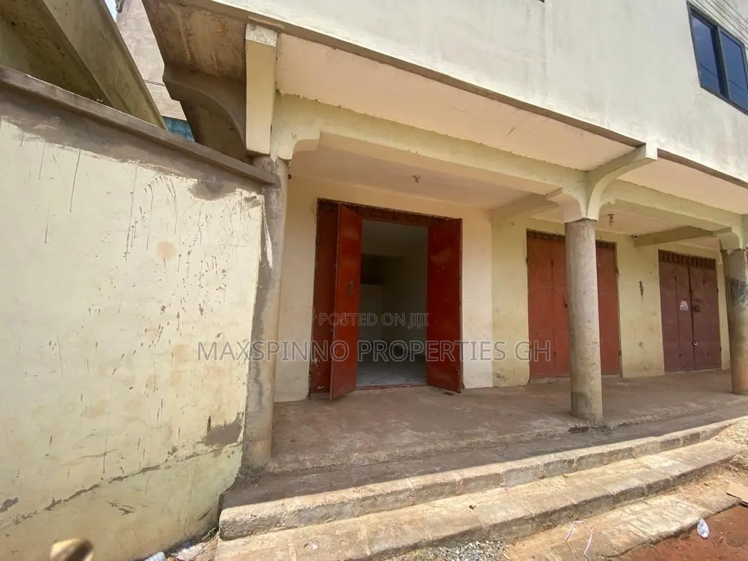 Spacious Shop