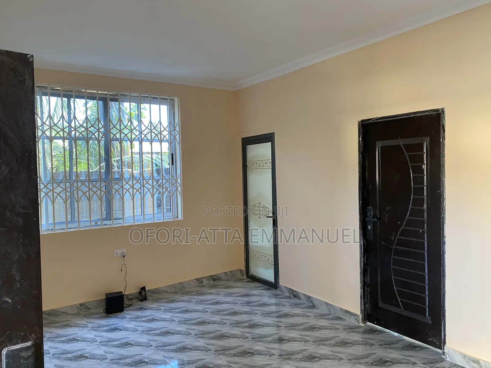 1bdrm Room & Parlour in Amasaman China Mall, Pokuase for rent