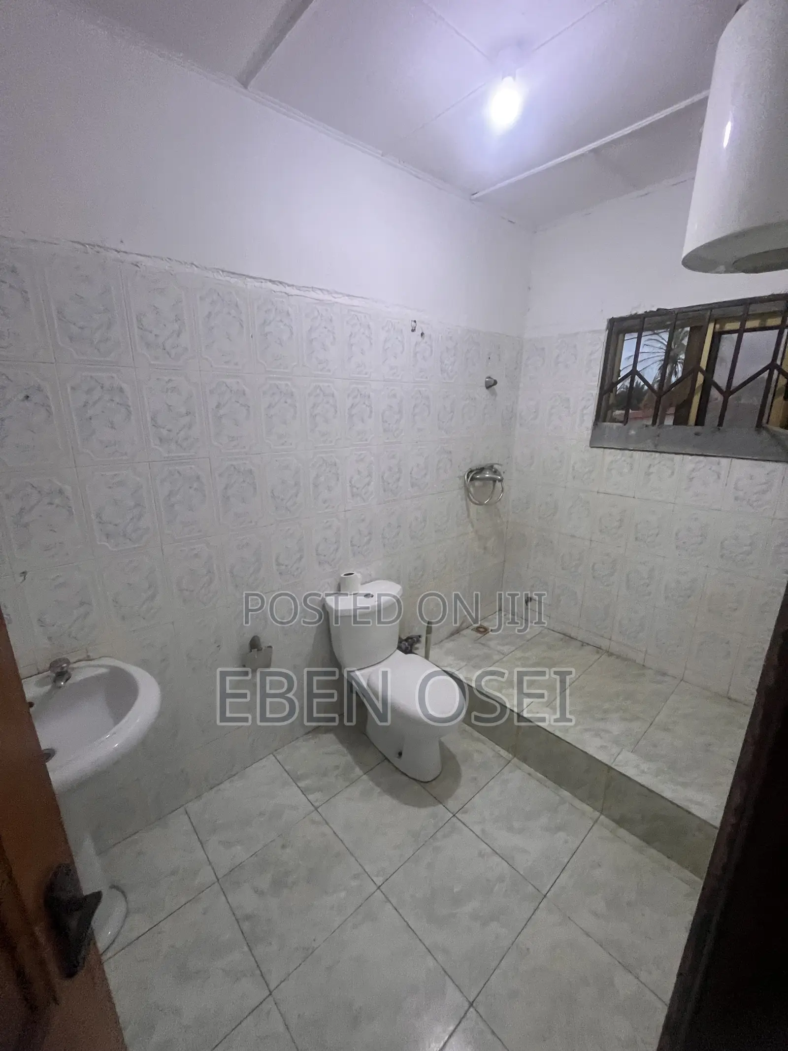 2bdrm Apartment in Dansoman for rent