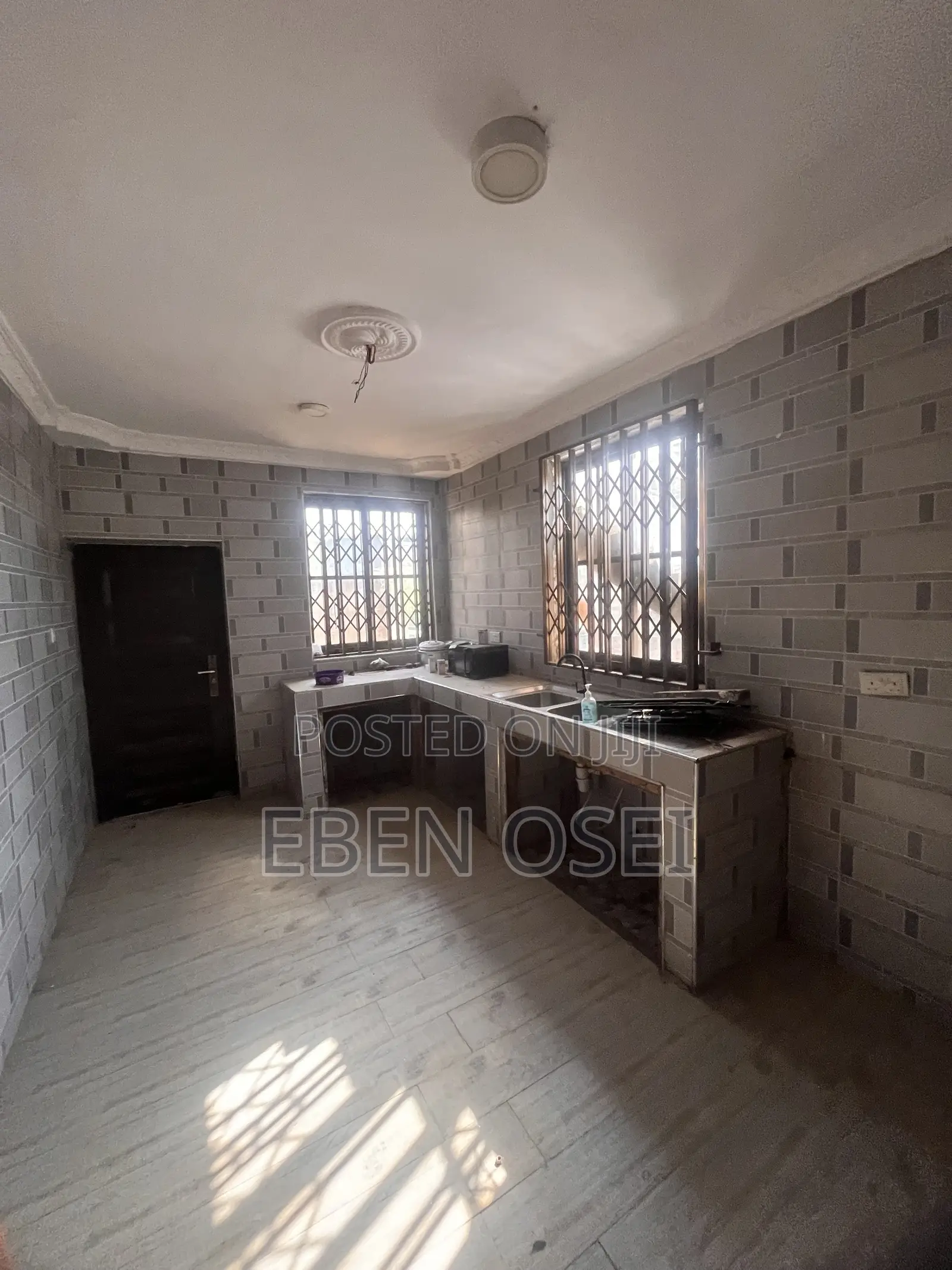 3bdrm Apartment in Dansoman for rent