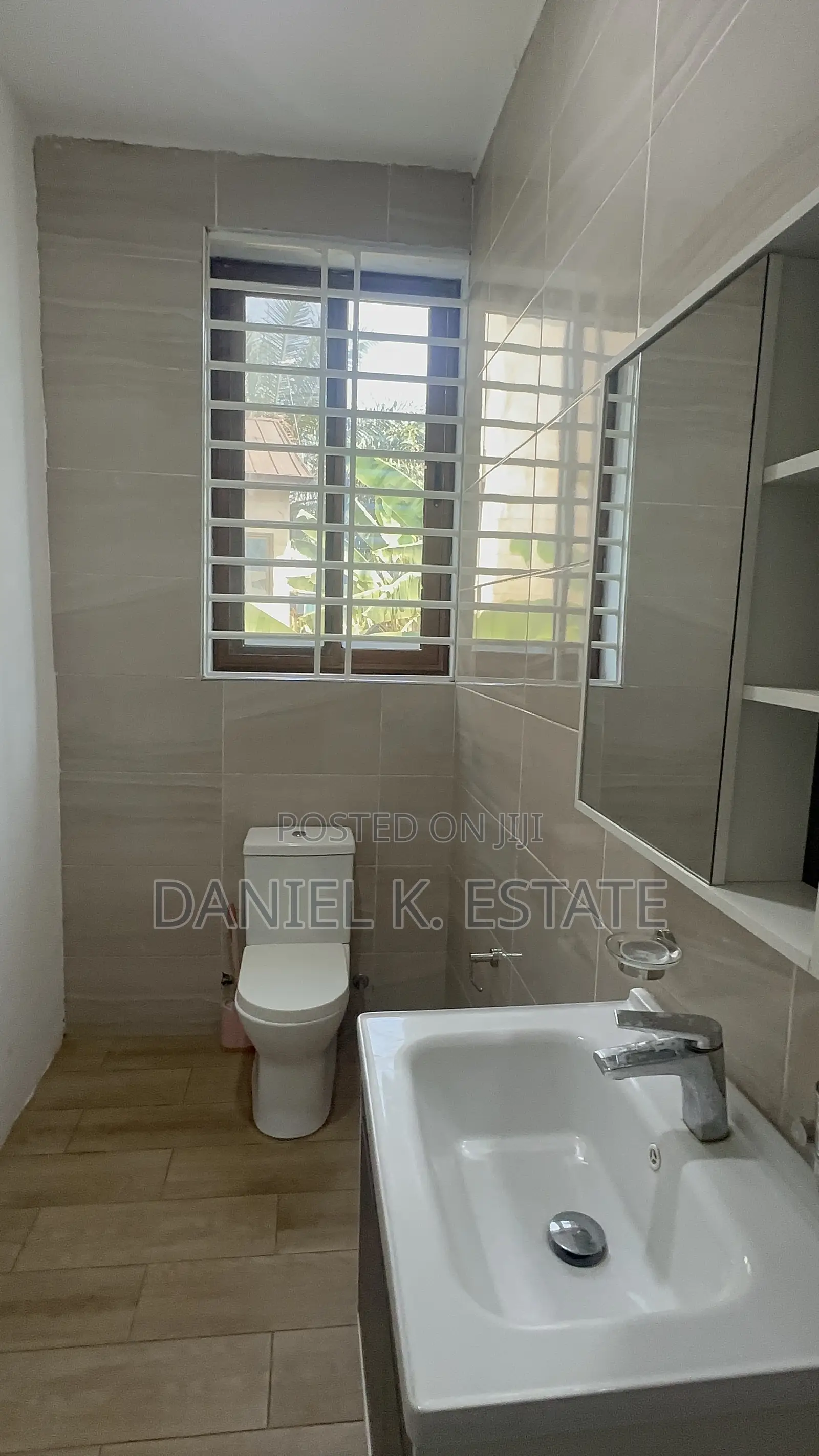 Furnished 4bdrm House in Adenta for rent