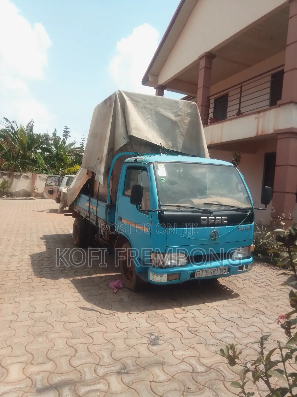 Cargo Truck for Sale.