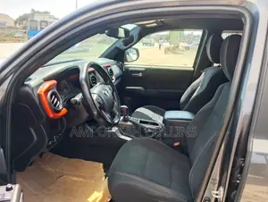 Toyota Tacoma 2018 Gray