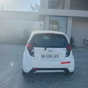 Chevrolet Spark 2010 White