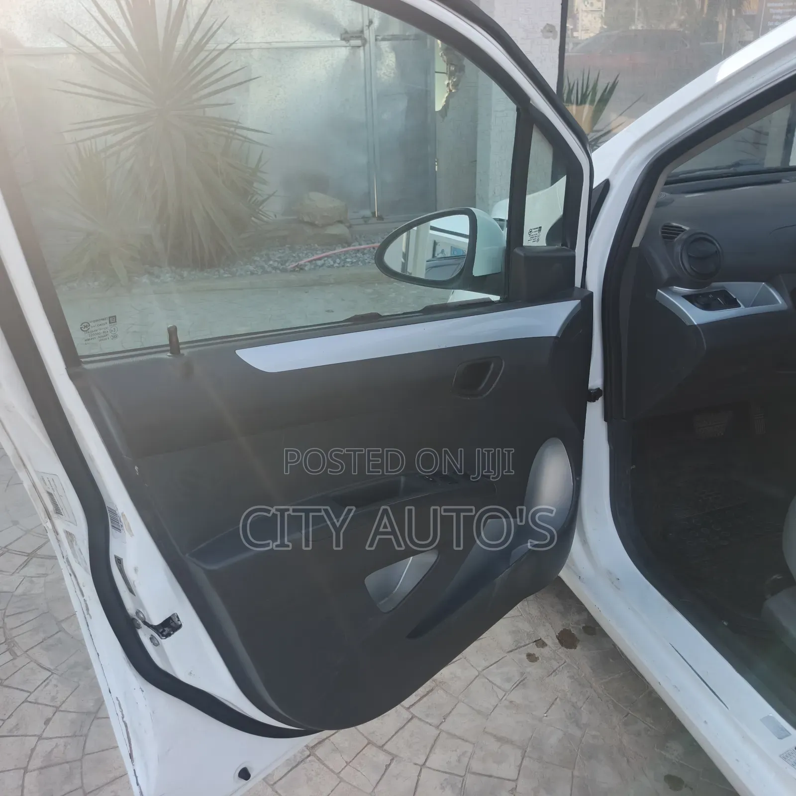 Chevrolet Spark 2010 White