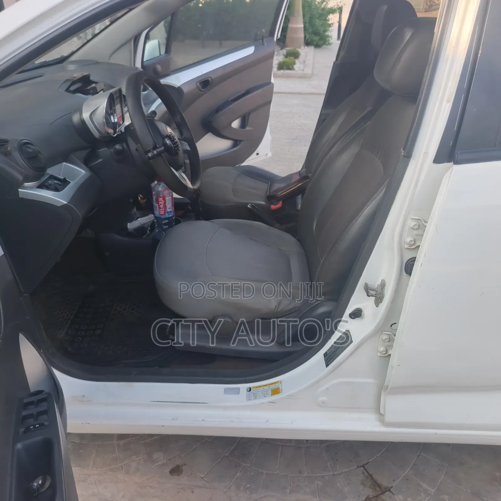 Chevrolet Spark 2010 White