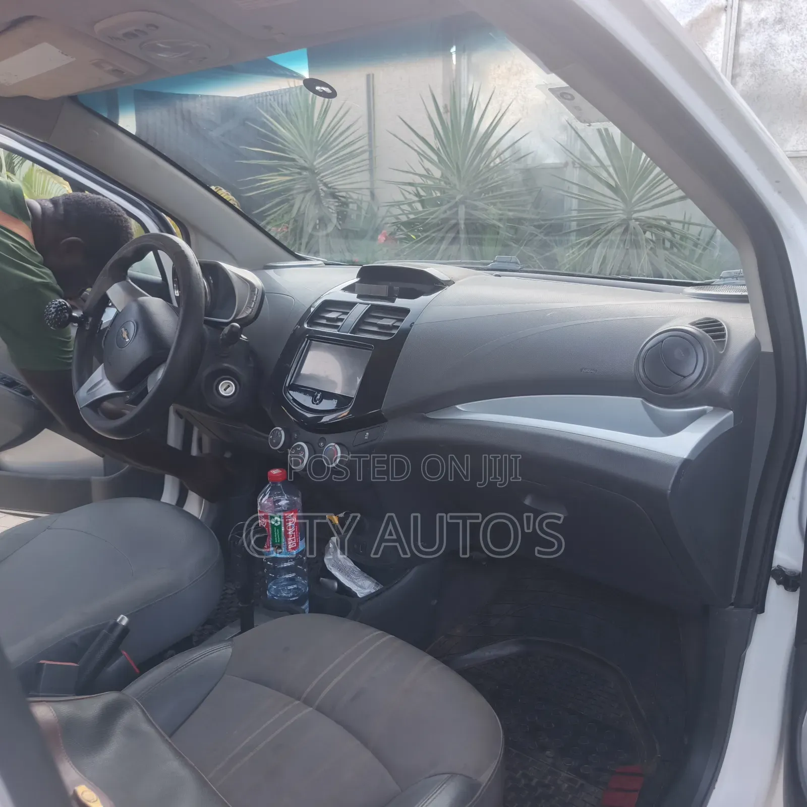 Chevrolet Spark 2010 White