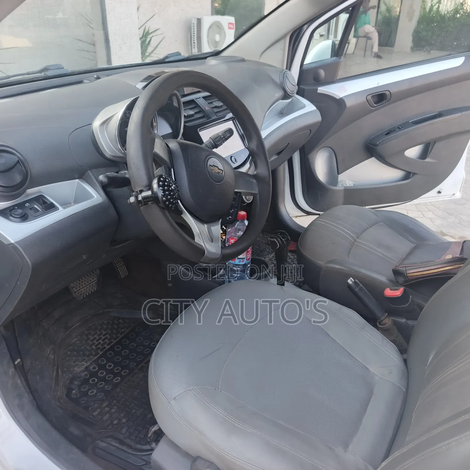 Chevrolet Spark 2010 White