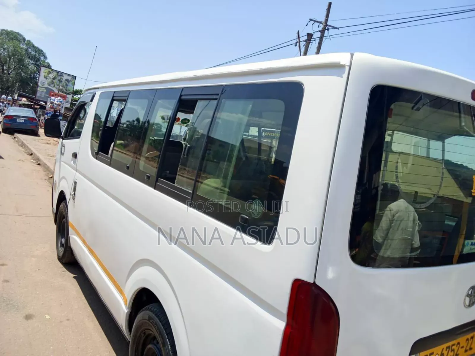Toyota HiAce 2012 White