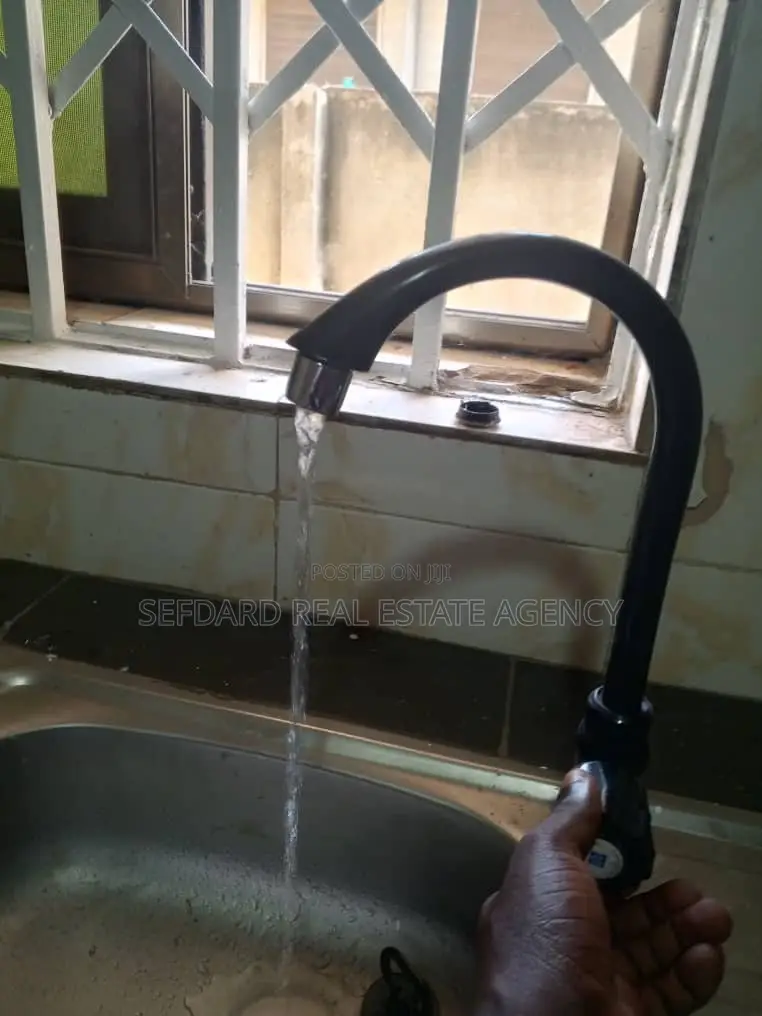 3bdrm Apartment in Sefdard Properties, Pokuase for rent