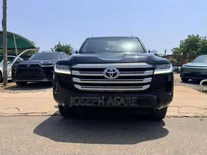 Toyota Land Cruiser 2024 Black