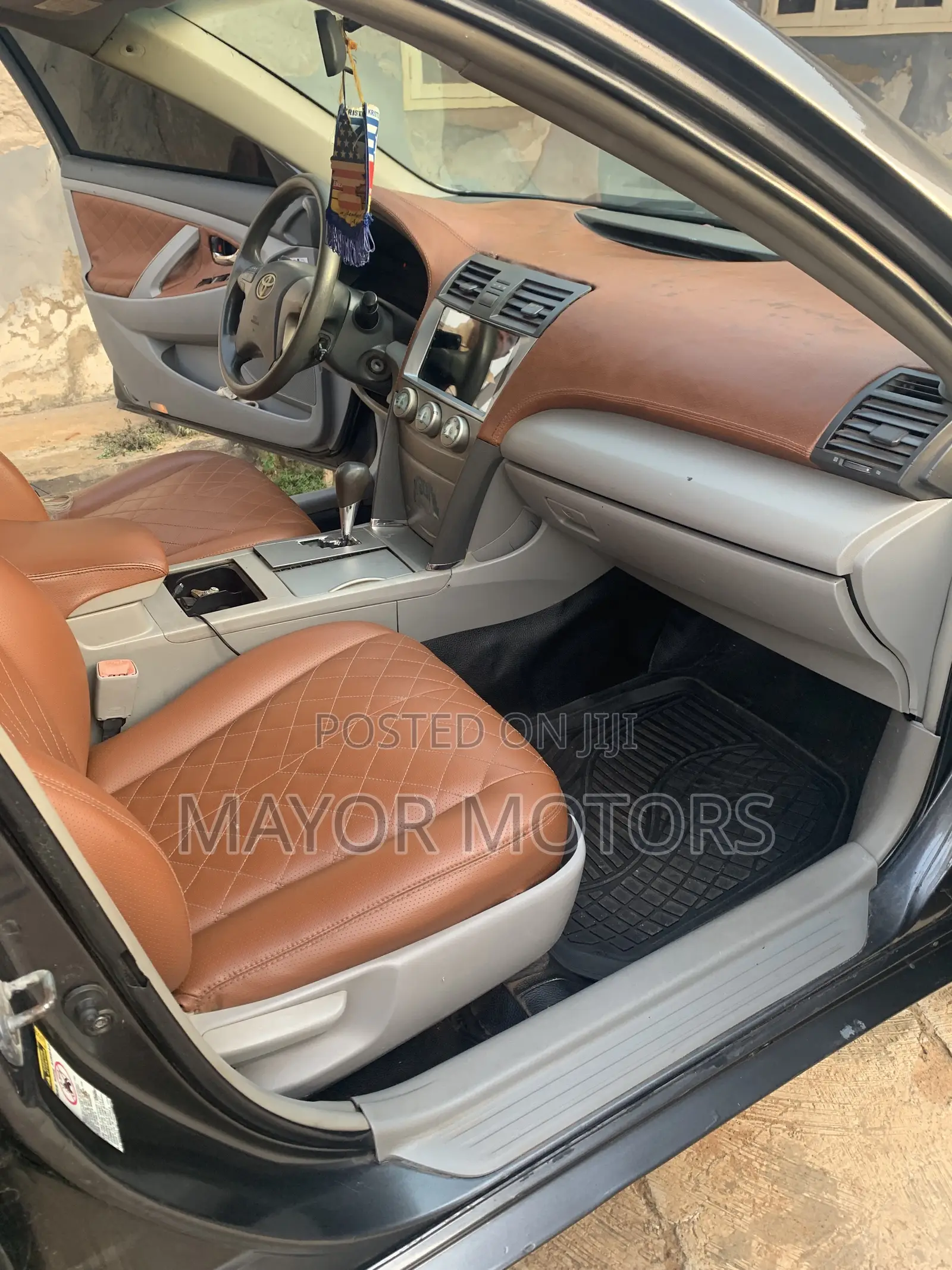 Toyota Camry LE 4dr Sedan (2.4L 4cyl 5A) 2008 Gray
