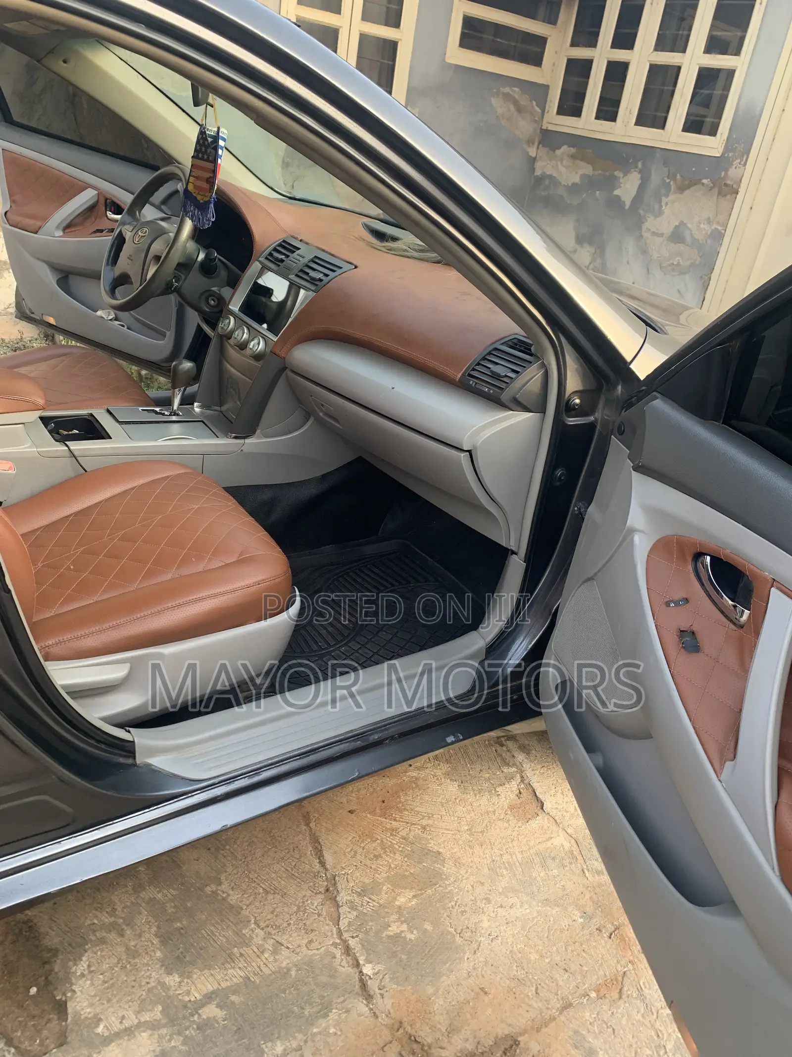 Toyota Camry LE 4dr Sedan (2.4L 4cyl 5A) 2008 Gray