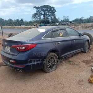 Hyundai Sonata 2016 Blue