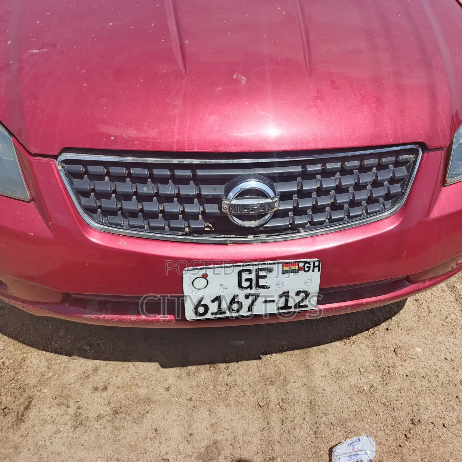 Nissan Altima 2005 Red