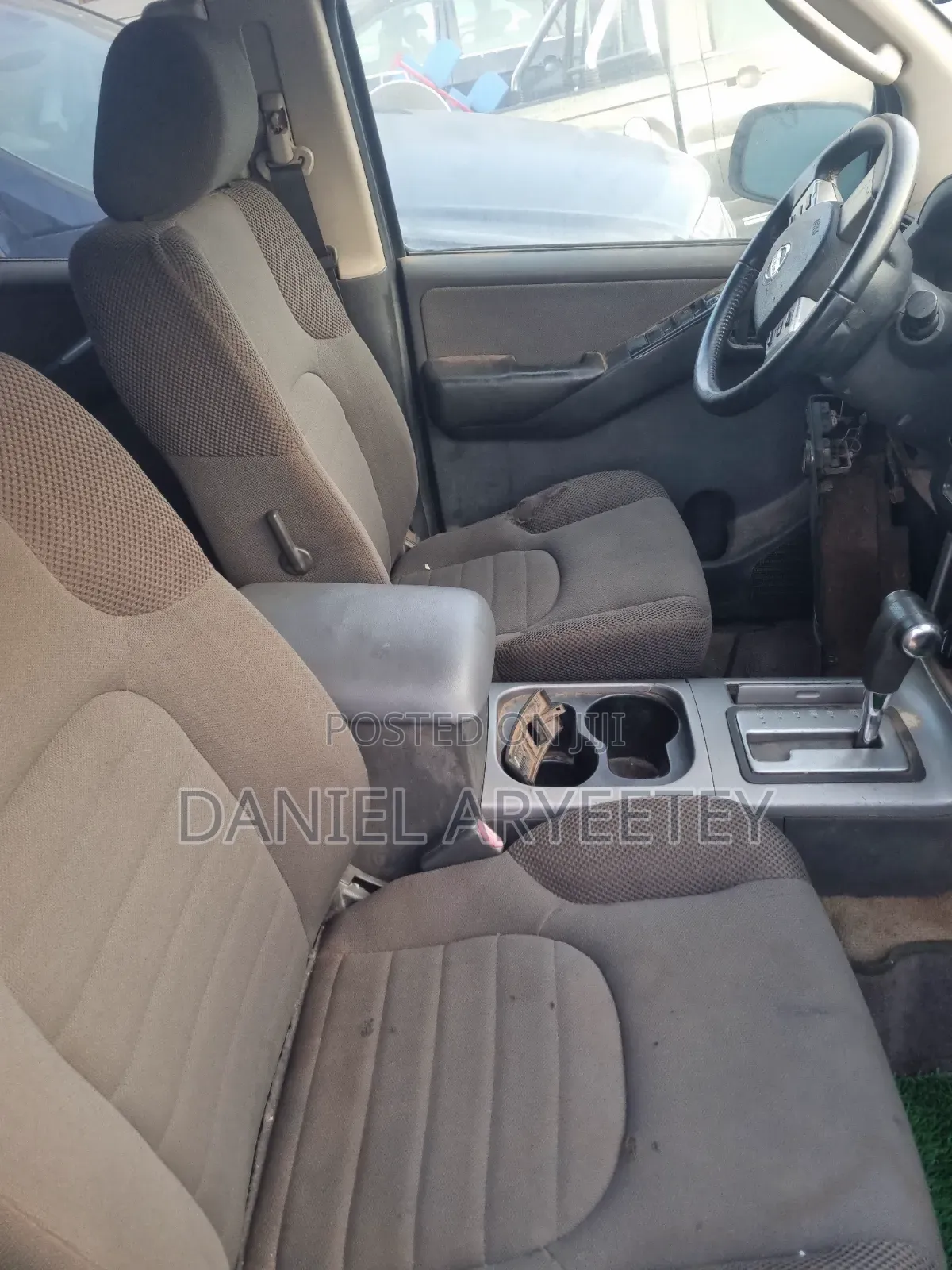 Nissan Pathfinder SE 4x4 2005 Black