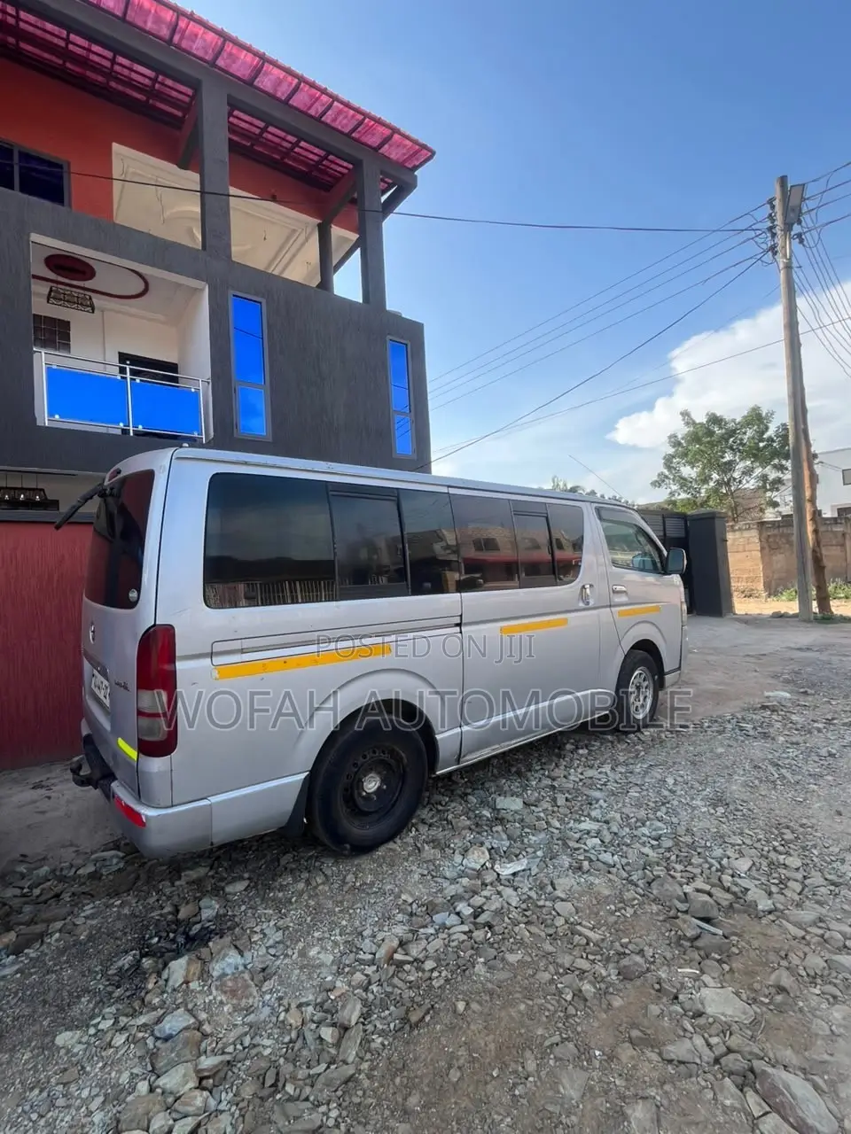 Toyota HiAce 2017 Silver