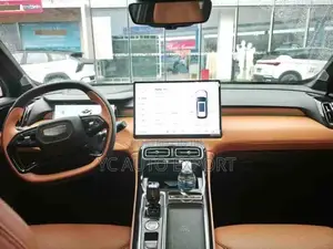 Geely Boyue 2025 Green