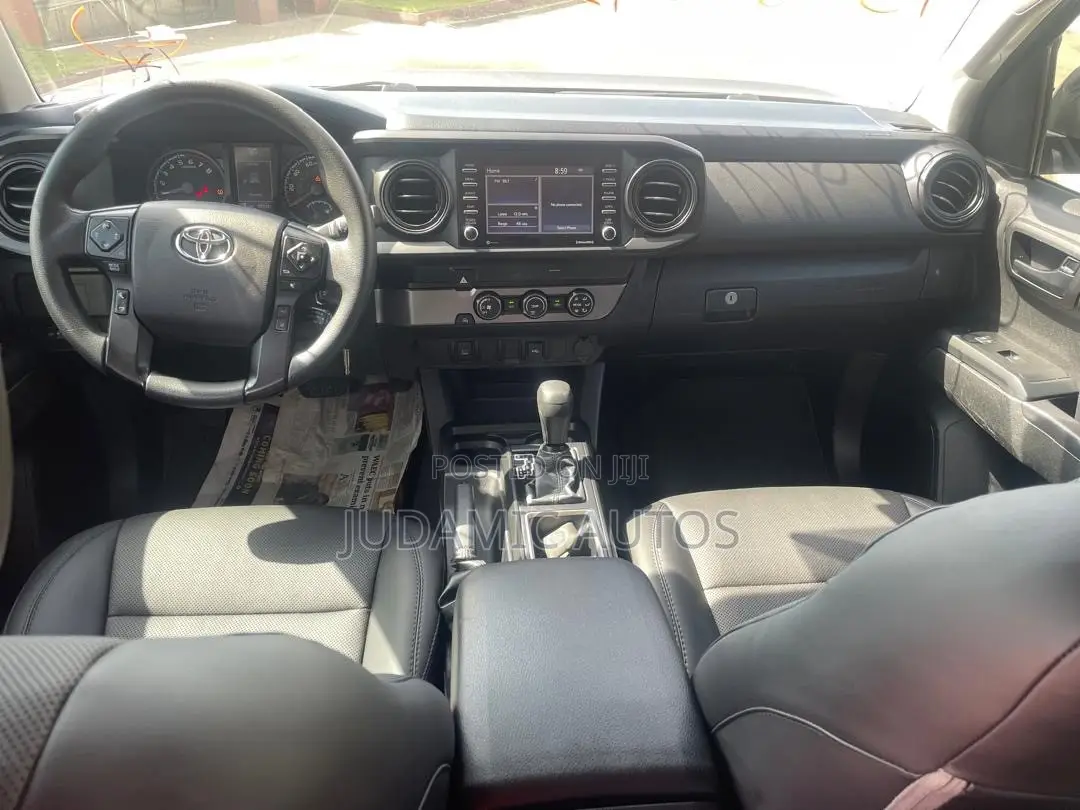 Toyota Tacoma 2020 Gray