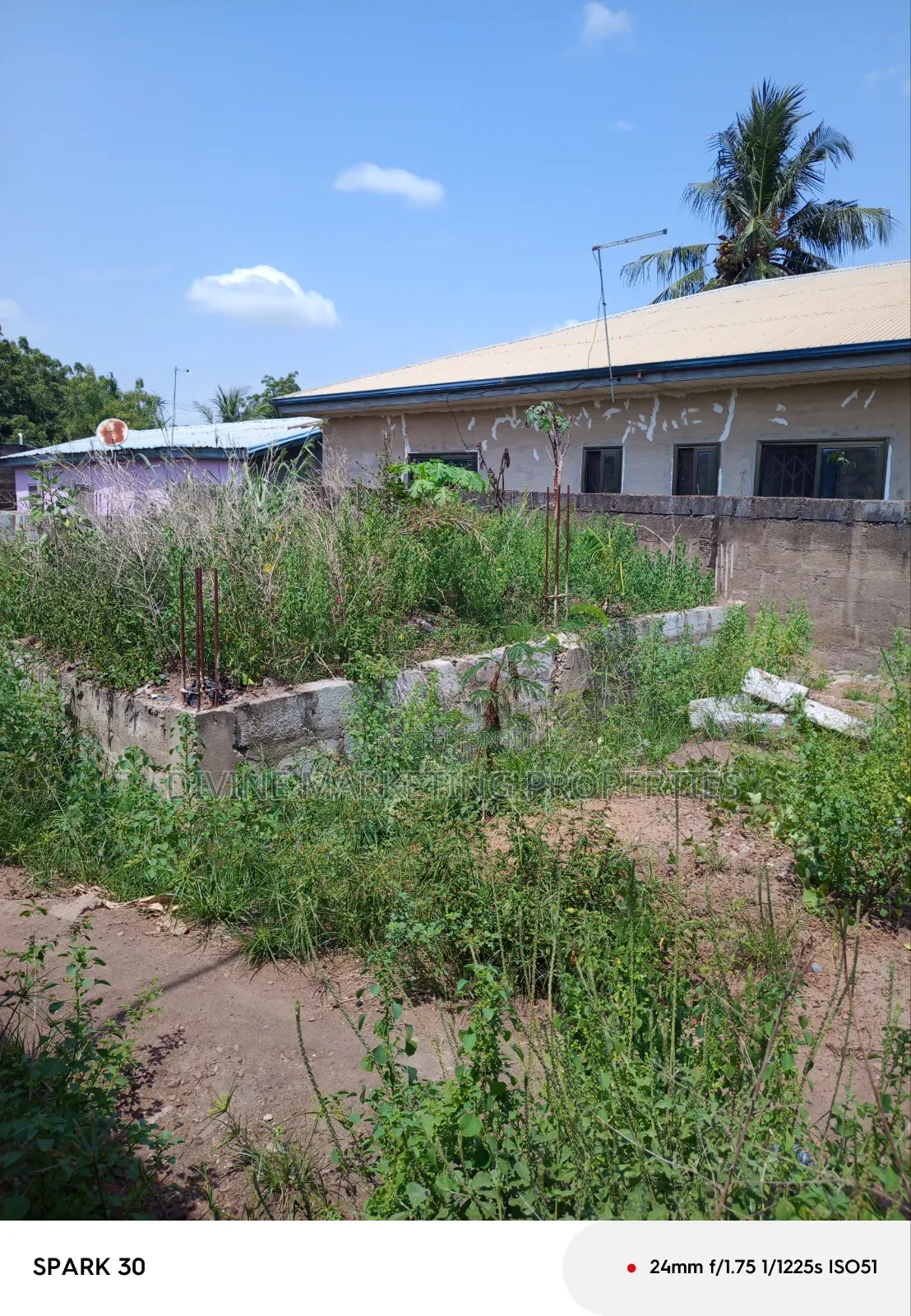 3bdrm House in First School, Obeyeyie for sale