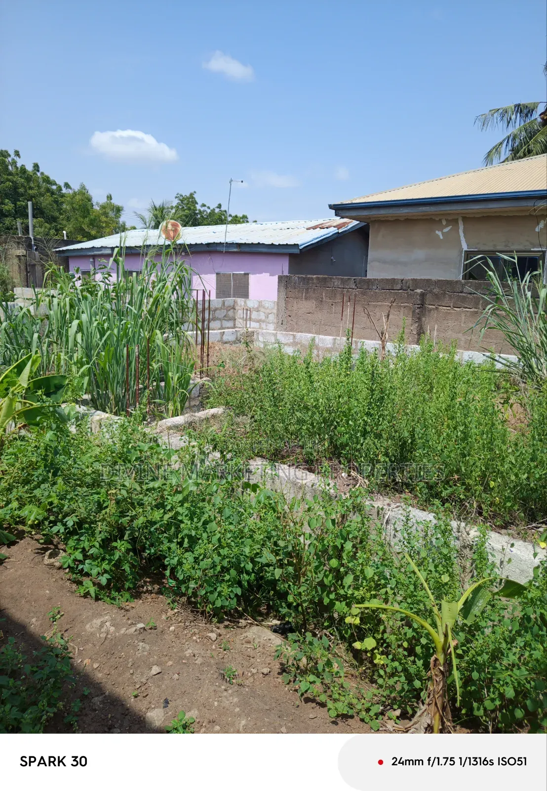 3bdrm House in First School, Obeyeyie for sale