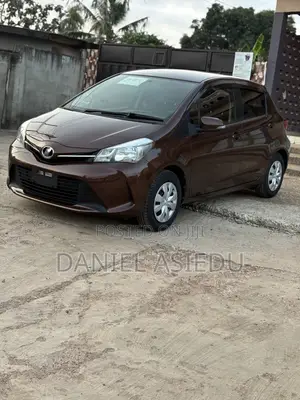 Toyota Vitz 1.3 AWD 3dr 2015 Brown