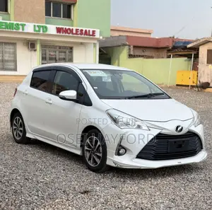 Toyota Vitz 2017 White