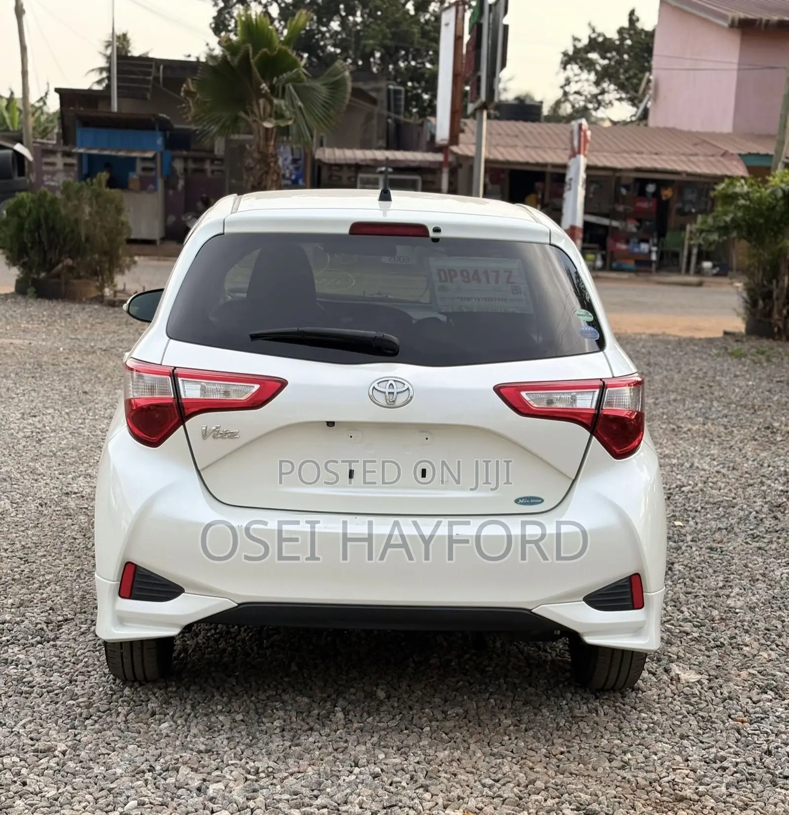 Toyota Vitz 2017 White