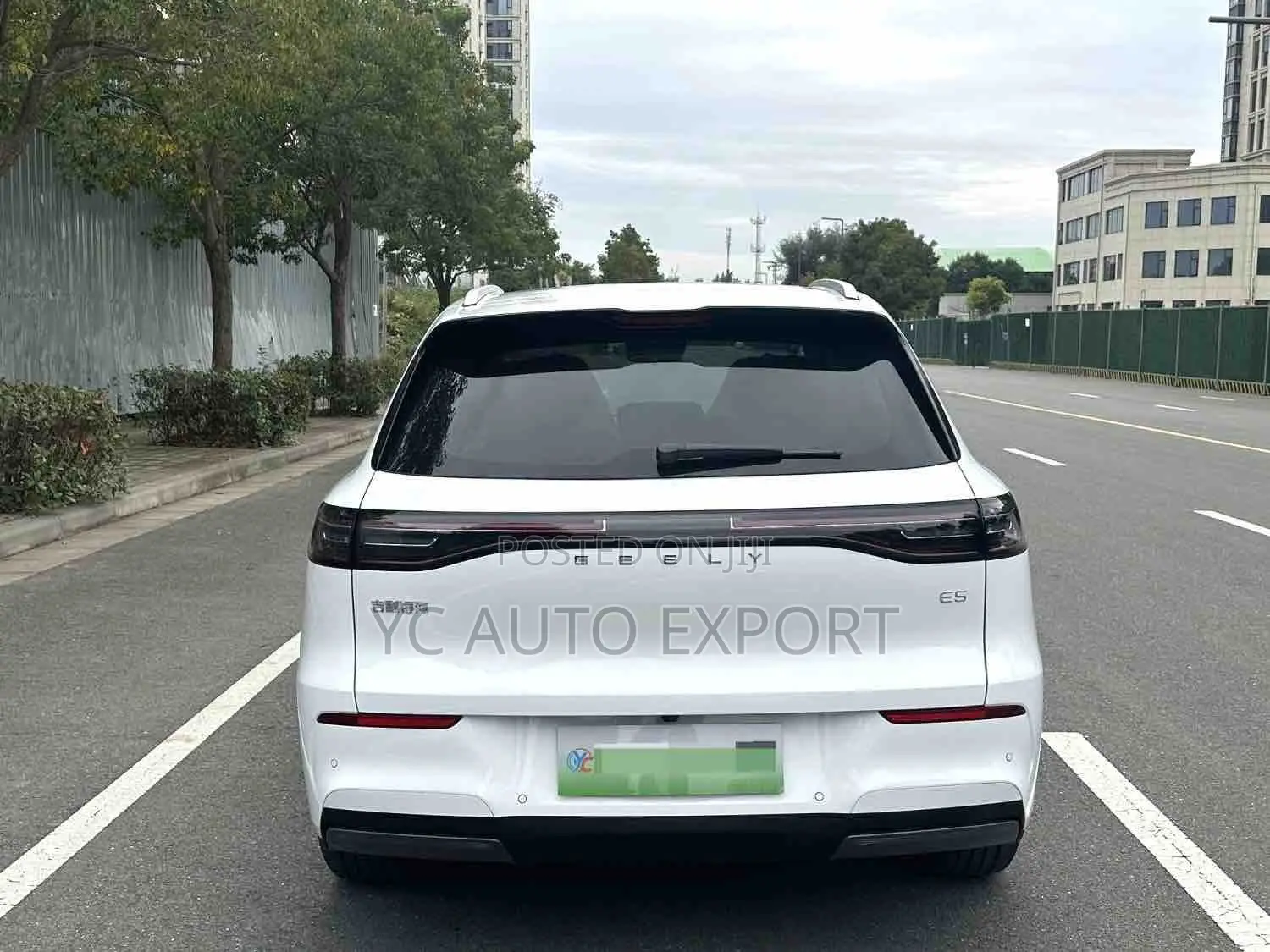 New Geely Galaxy E5 BEV 60 kWh FWD 2025 Beige