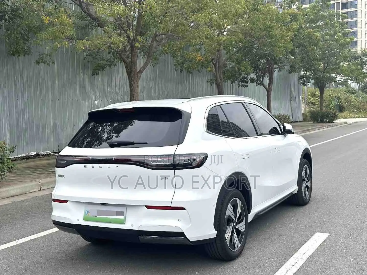 New Geely Galaxy E5 BEV 60 kWh FWD 2025 Beige