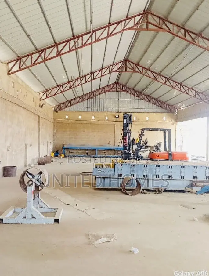 Warehouse and Show Room for Sale on Accra Nsawam High Way