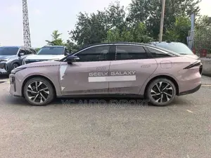 Geely Galaxy L6 1.5 Hybrid FWD 2024 Pink
