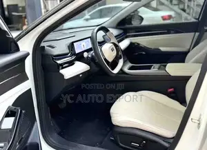 Geely Galaxy L6 1.5 Hybrid FWD 2024 Beige