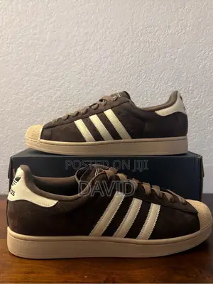 Adidas Superstar