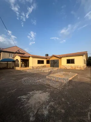 3bdrm House in Zongo Junction for sale