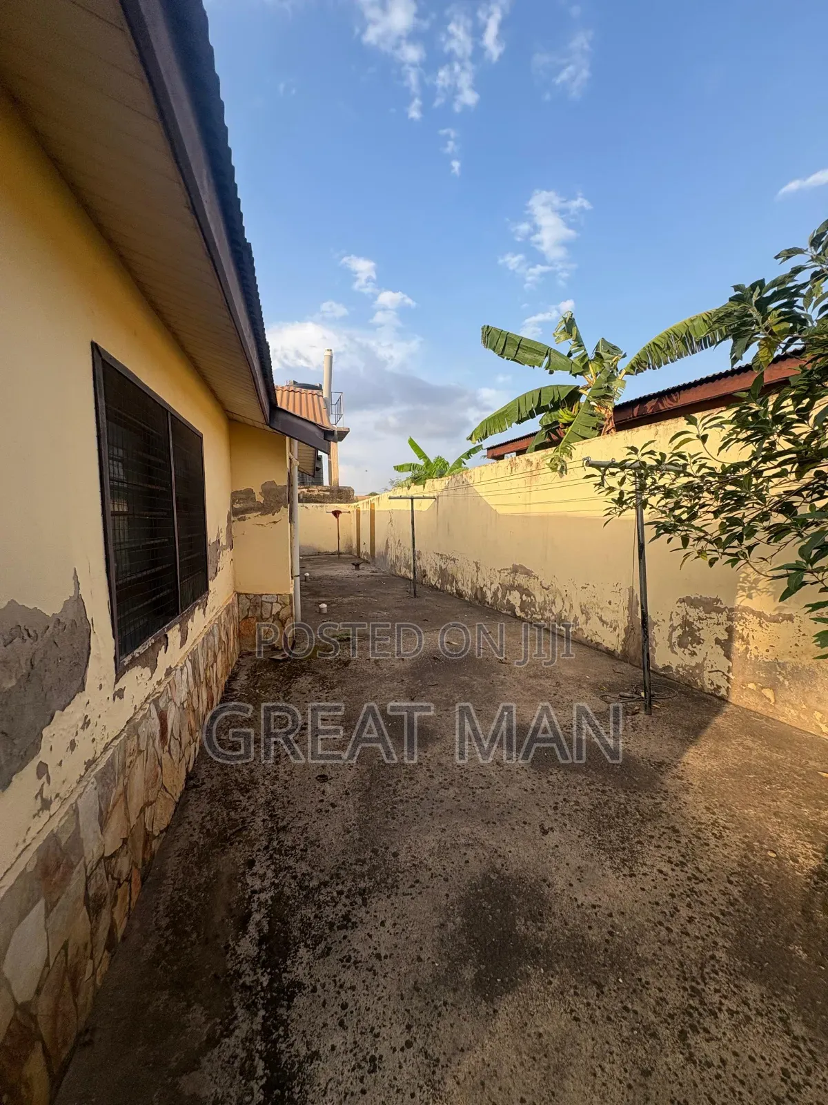 3bdrm House in Zongo Junction for sale