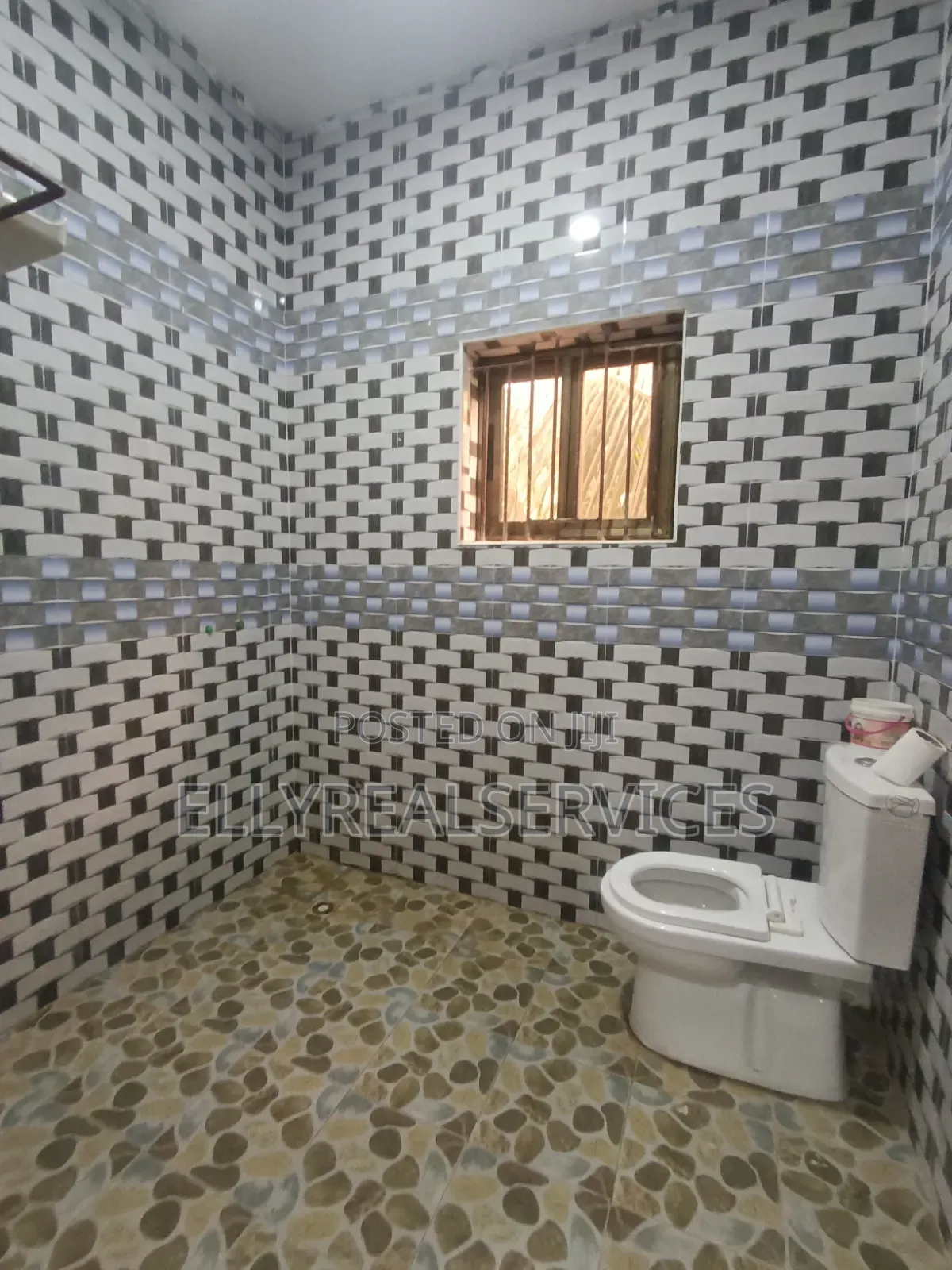 2bdrm Apartment in Ellyrealservices, Ghana Flag for rent