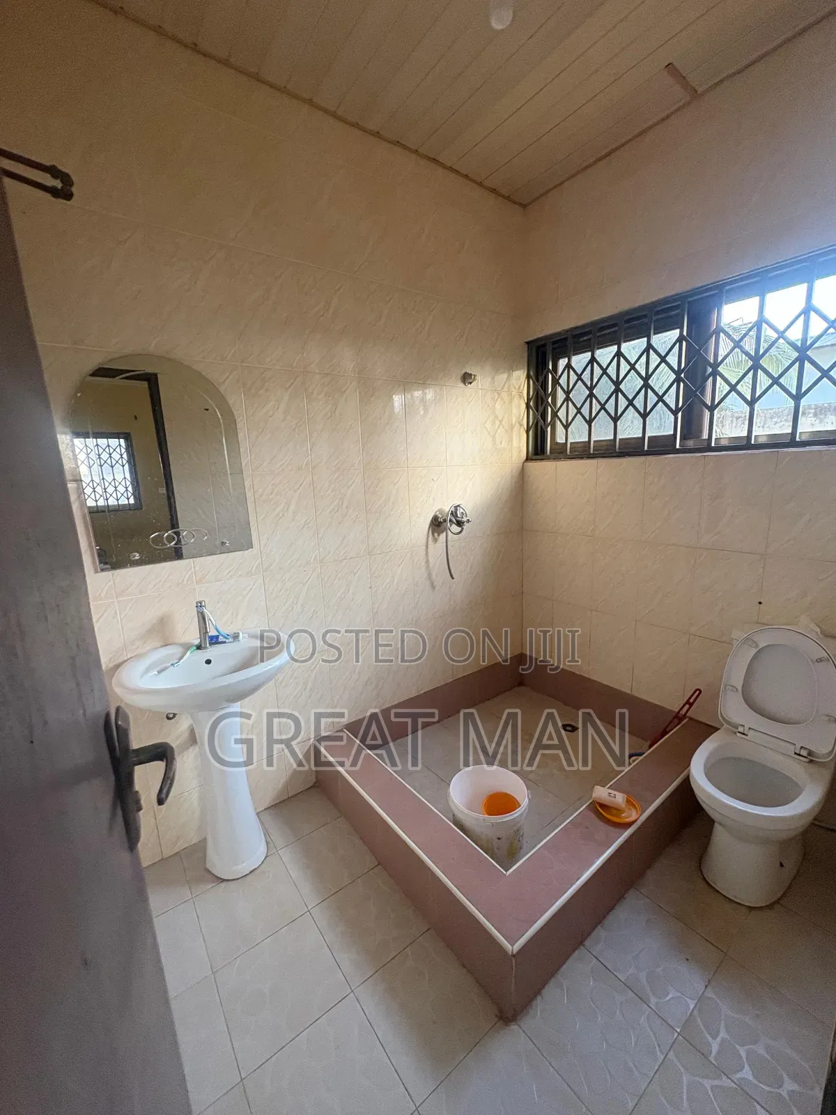 3bdrm House in Zongo Junction for sale