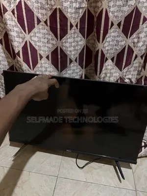 Hikers 32’ Satellite TV