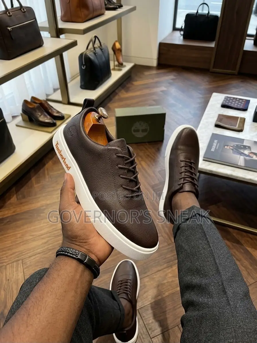Timberland Causal Sneaker Different Colors in Stock