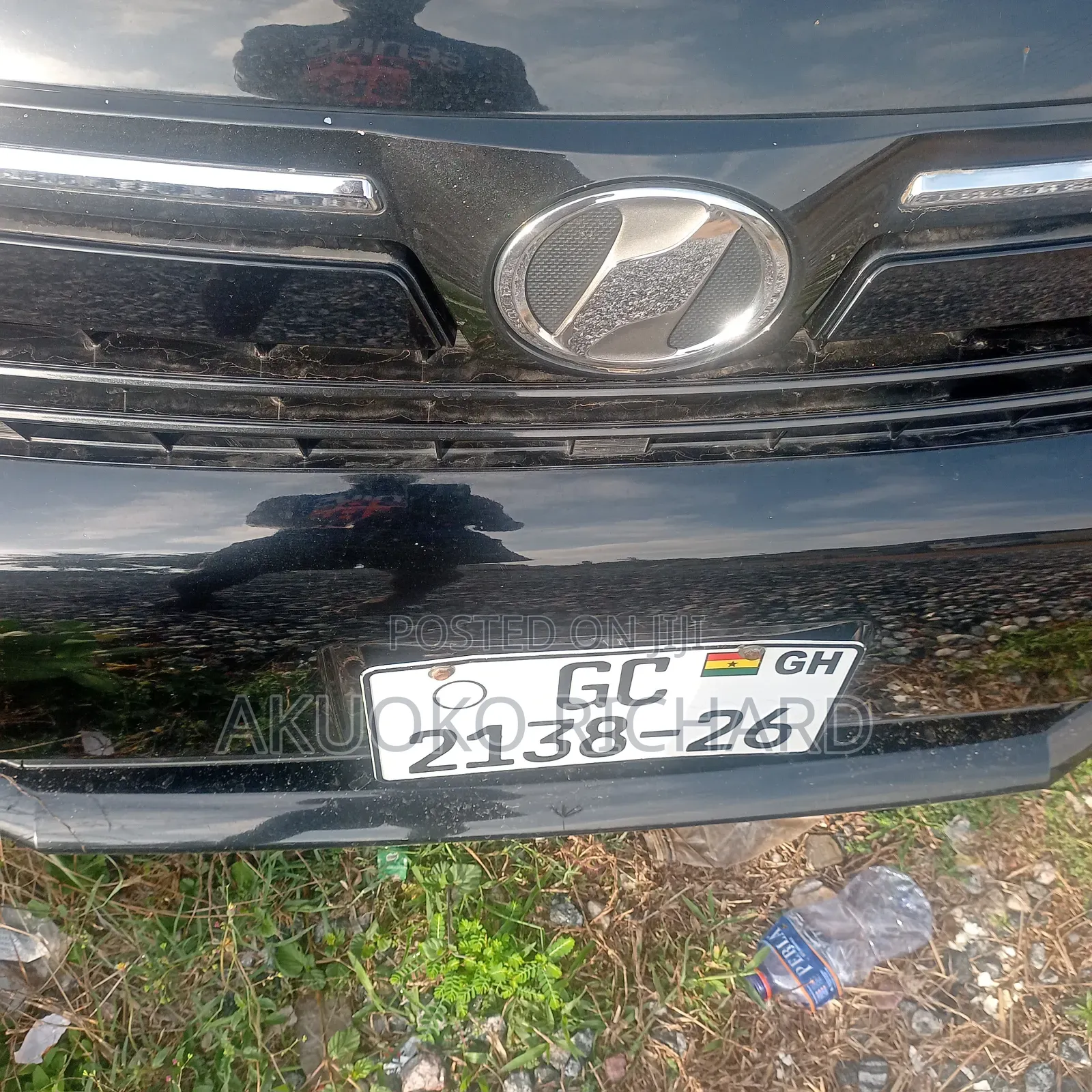 Toyota Voxy X 4WD 7-Seater 2015 Black