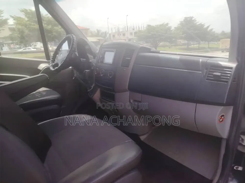 Mercedes-Benz Sprinter 2012 Grey