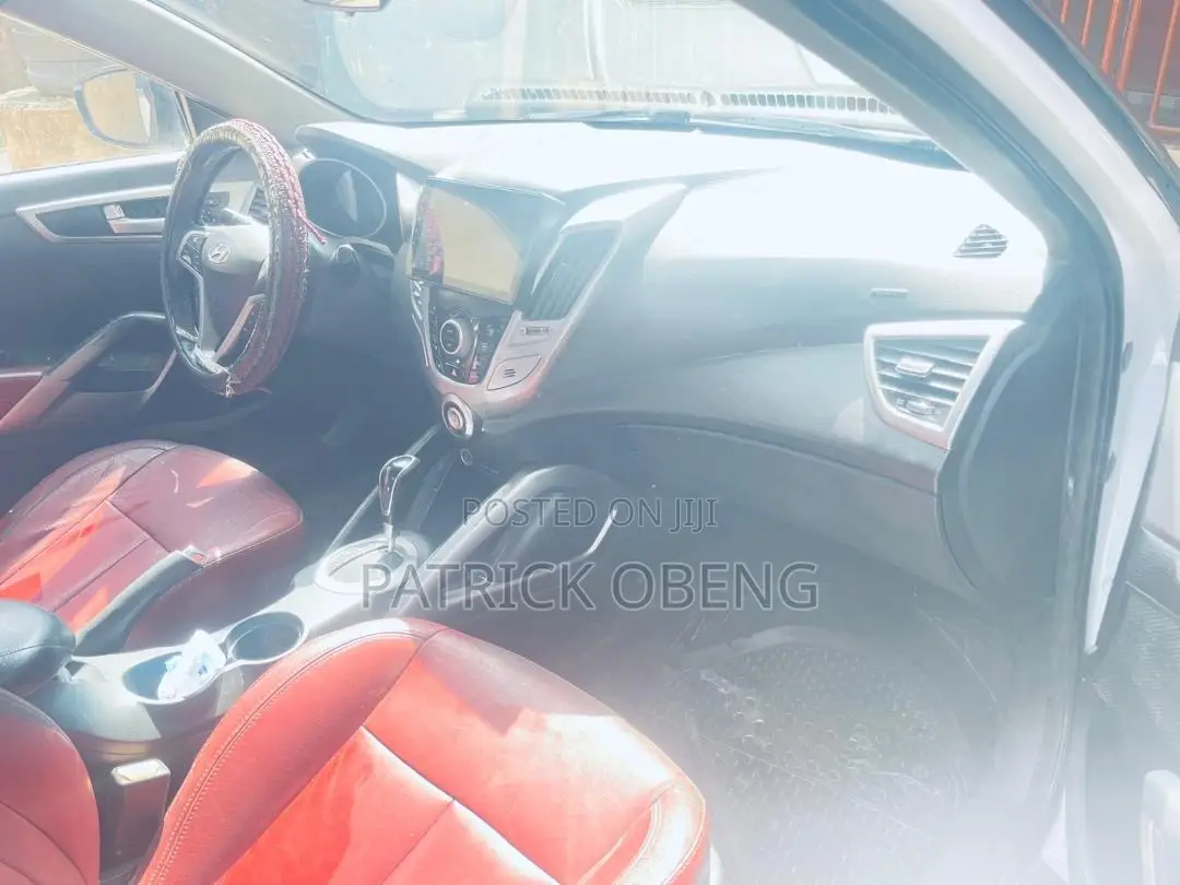 Hyundai Veloster Veloster (Standard) 2013 White