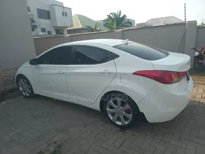 Hyundai Elantra 2013 White