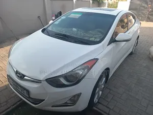 Hyundai Elantra 2013 White